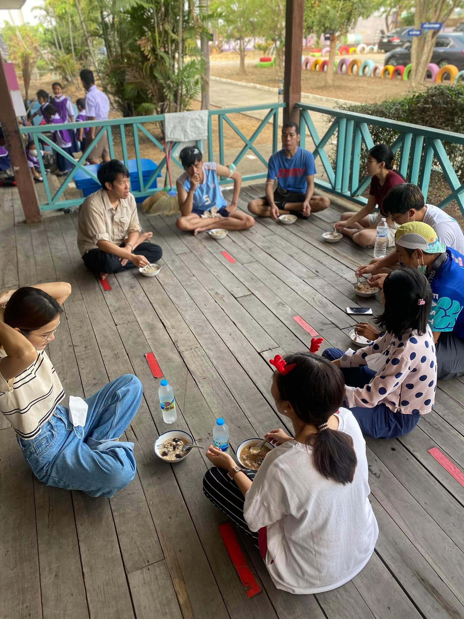 GMH Charity Bird Net activity in Ban Phai Lom, Nakhon Pathom, photo 12 of 14